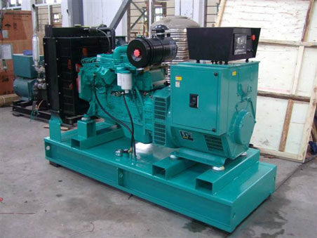泽普200kw康明斯柴油发电机组图片 泽普200kw康明斯柴油发电机组图片